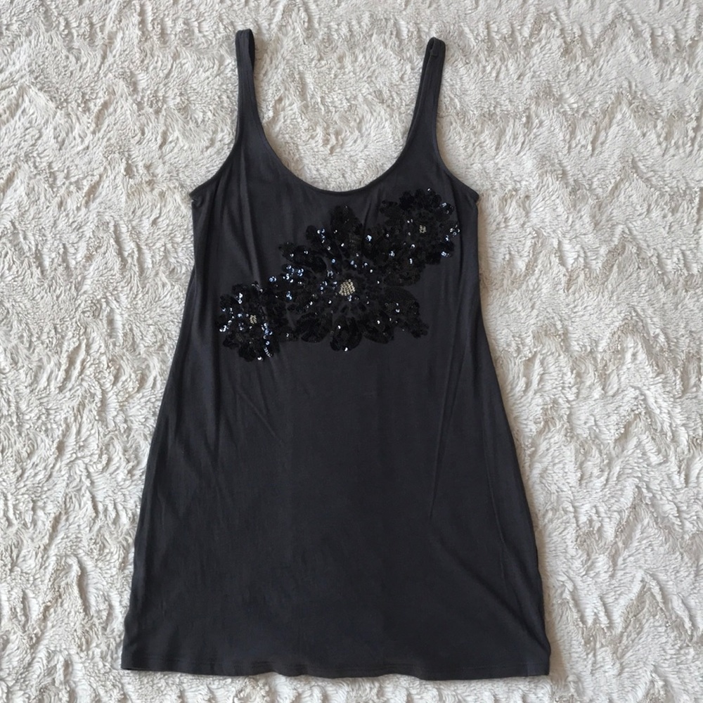 Express embroidered tank